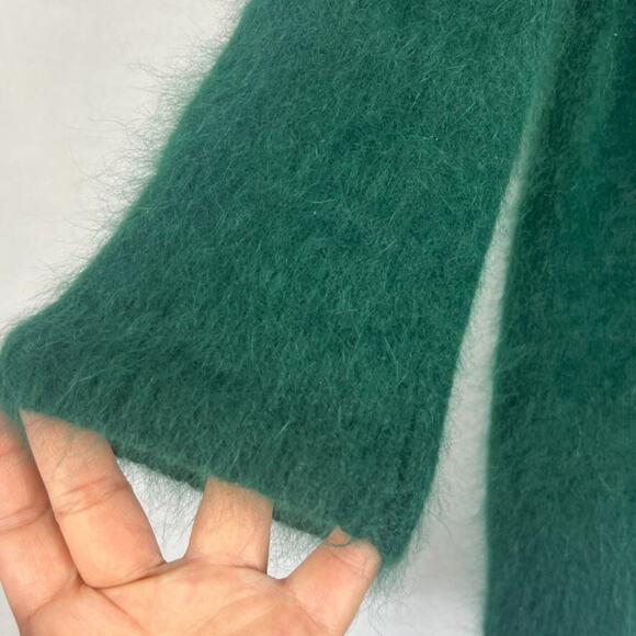 Moth Women's Size M Emerald Green Angora Rabbit Fluffy Soft Fuzzy Soft Minimal - Picture 4 of 11